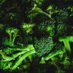 ברוקולי אפוי לארוחת צהריים