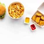 כמה קלוריות יש בהמבורגר וצ'יפס