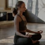 2 תנוחות יוגה