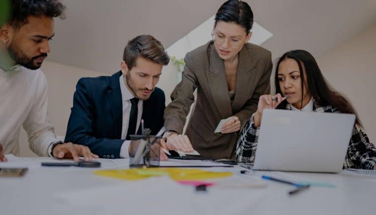 בעבודה? 5 תרגילים שתוכלו לעשות!